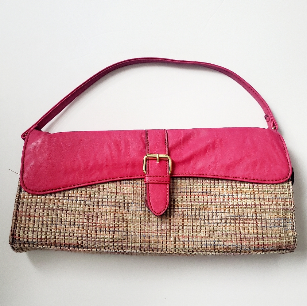 Summer Woven Straw Clutch Purse Hot Pink Snap Flap w/ Belt Buckle Accent NEWER